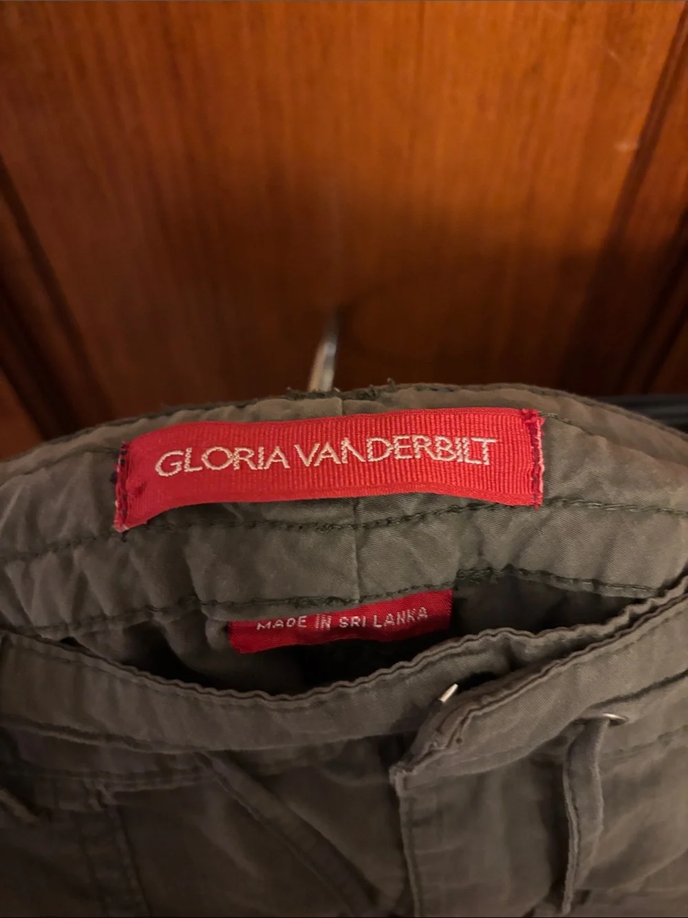 Women’s green Gloria Vanderbilt drawstring shorts